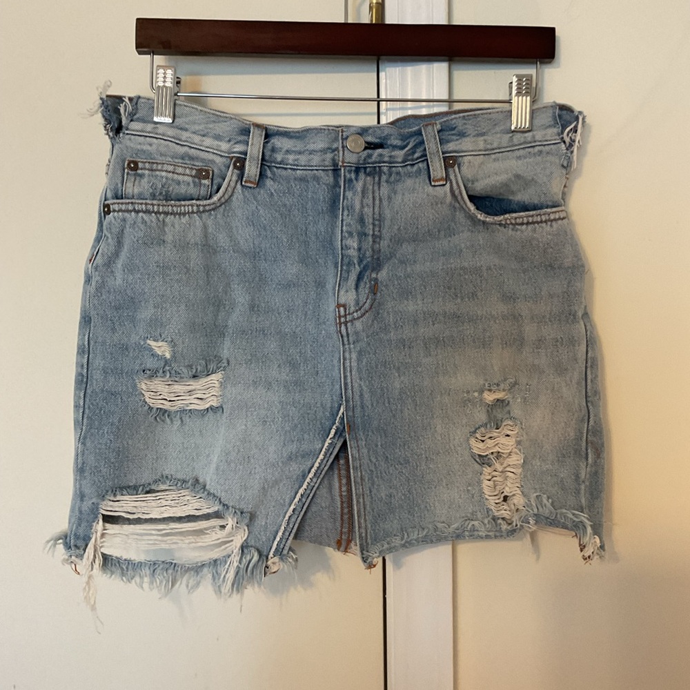 We the Free Distressed Light Washed Denim Jean Casual Skirt Free People Size 29
